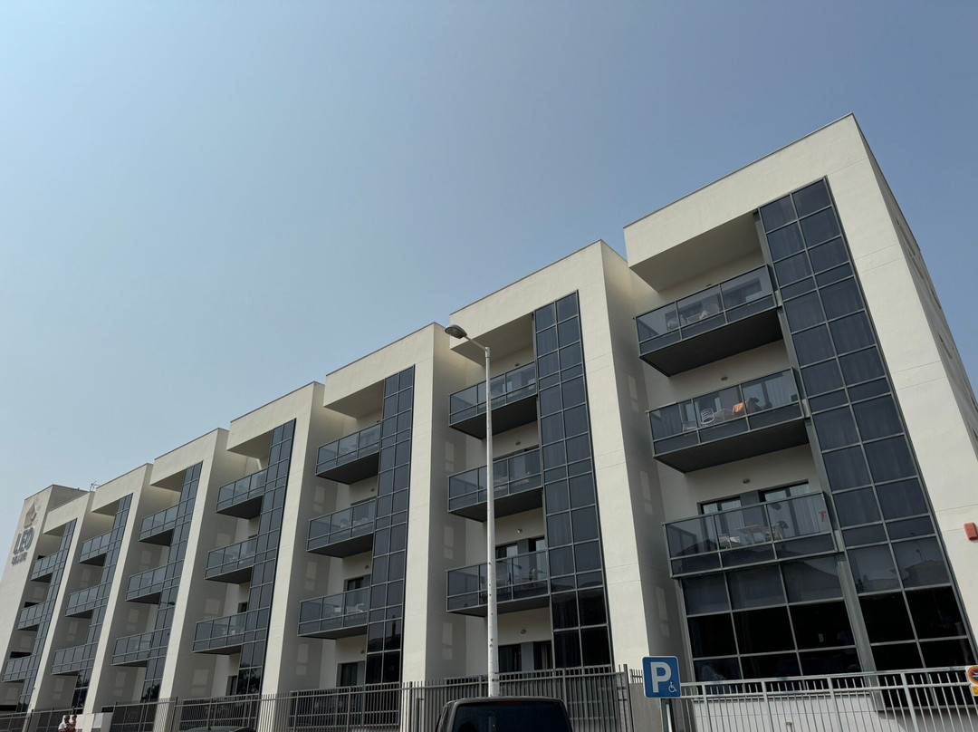 Leo Deluxe Apartamentos主图