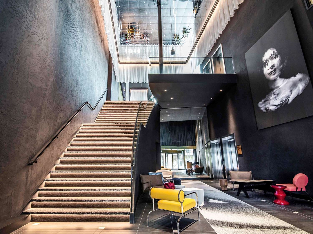 阿姆斯特丹市雅高芮族酒主图