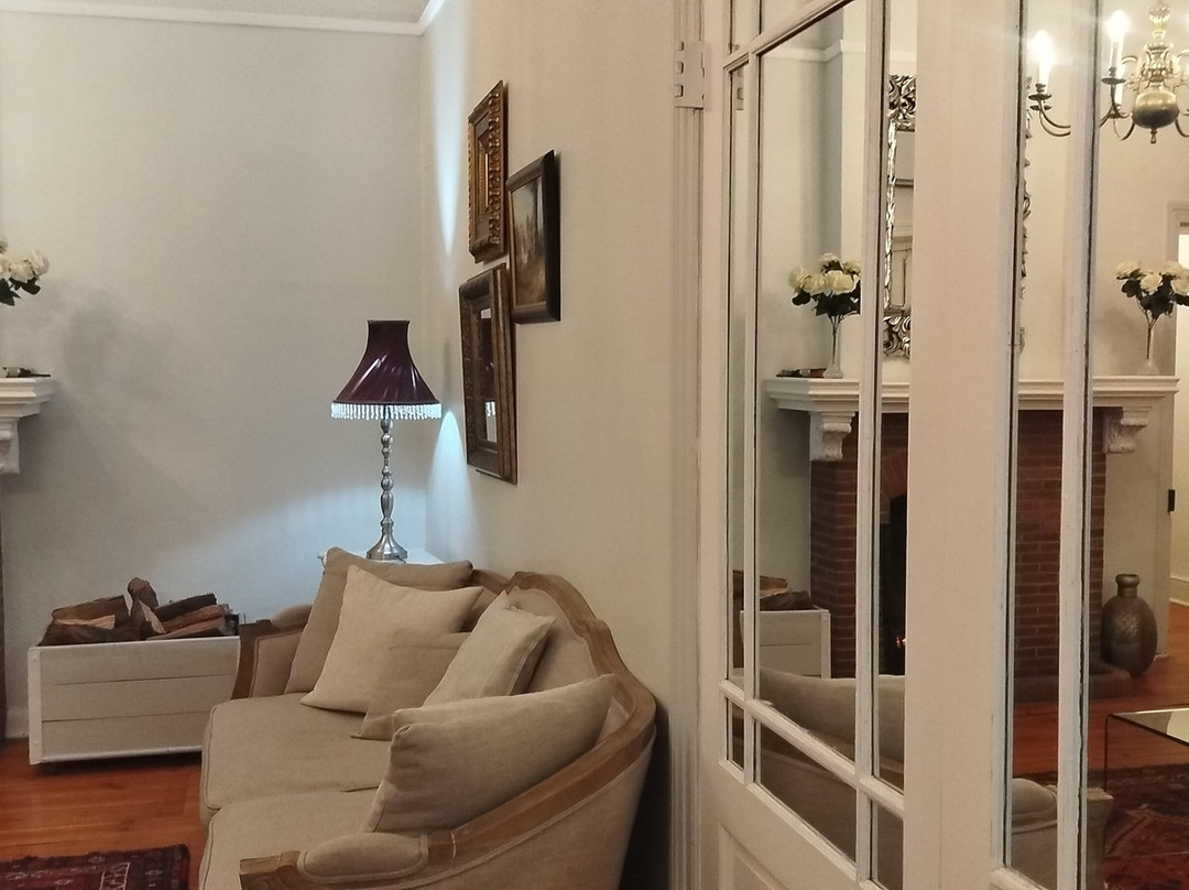 Kloovenburg Guesthouse主图