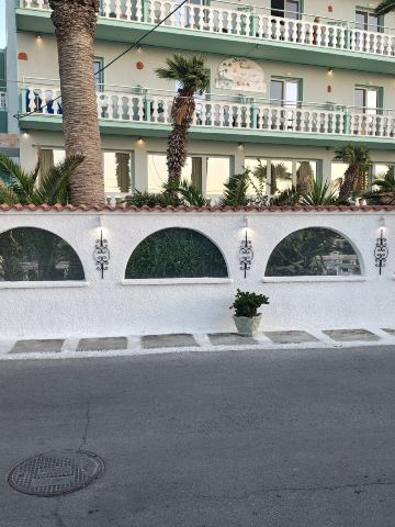 Kokkari Beach Hotel-官方