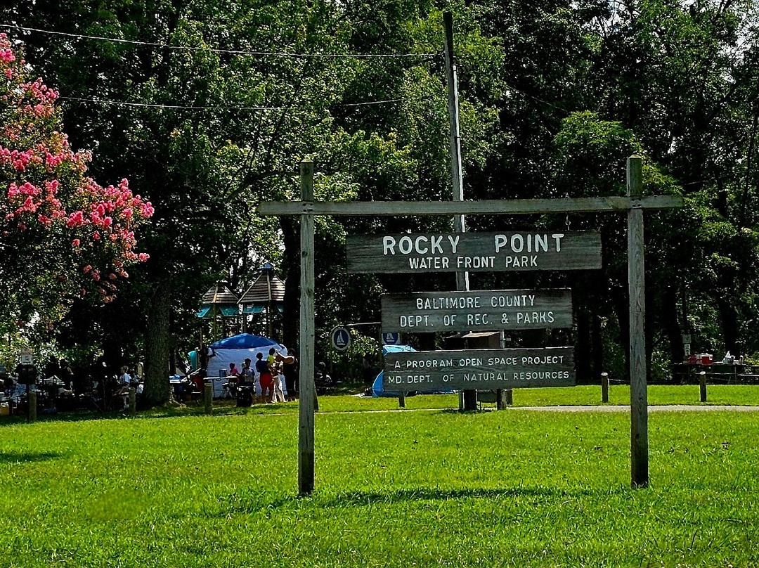 Rocky Point Beach and Park-Essex必去景点
