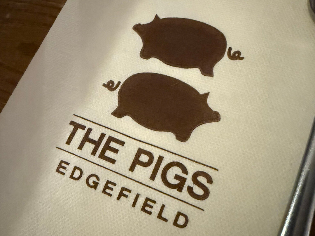 The Pigs主图