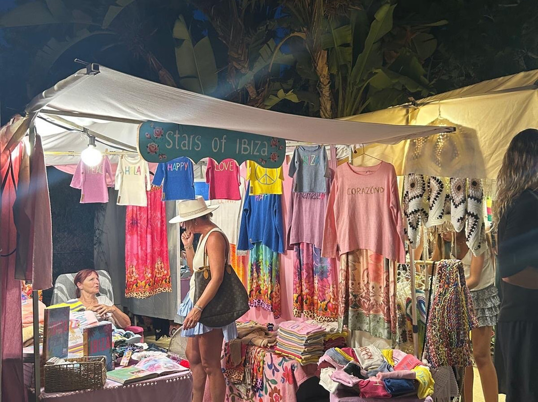 Mercadillo Las Dalias-Sant Carles de Peralta必去景点