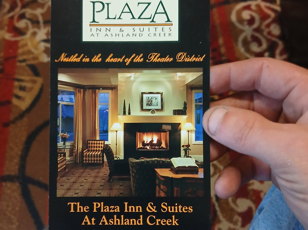 Plaza Inn And Suites At Ashland Creek主图