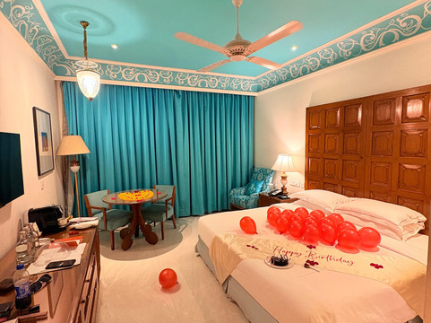 贾玛哈尔皇宫酒店主图