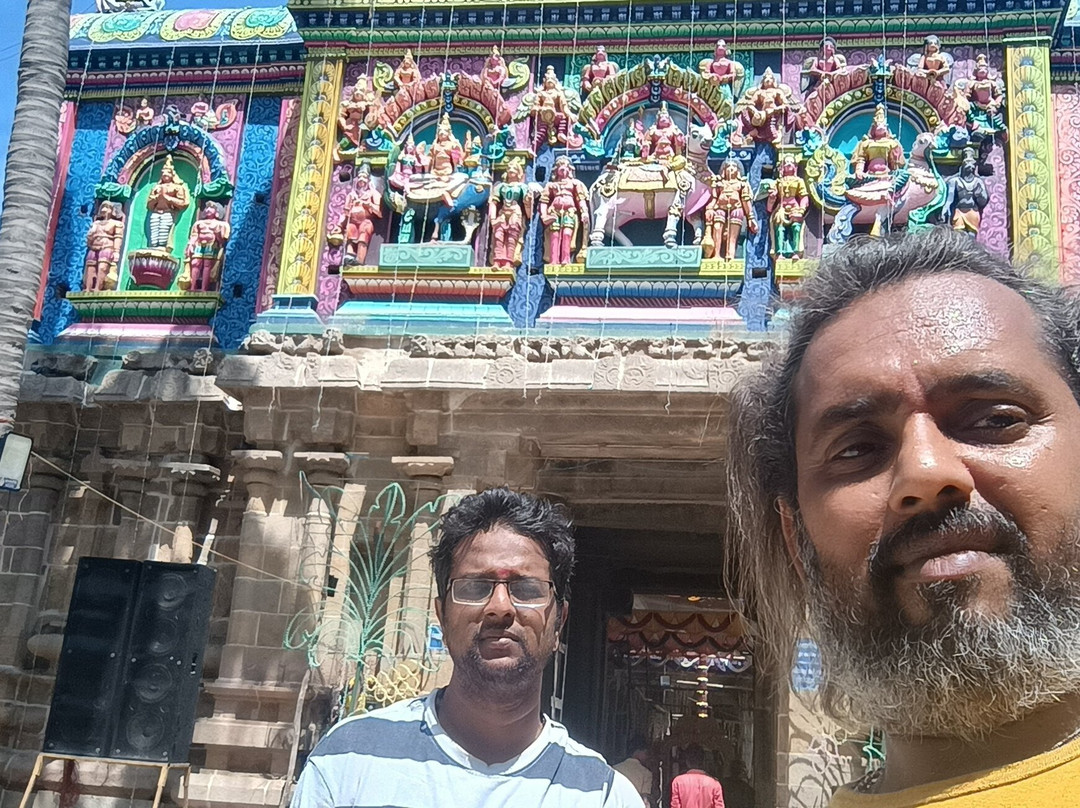 Thiruvalasuzhi Pillaiyar Kovil Shri Vellai Pillaiyar Kovil-昆巴可南必去景点