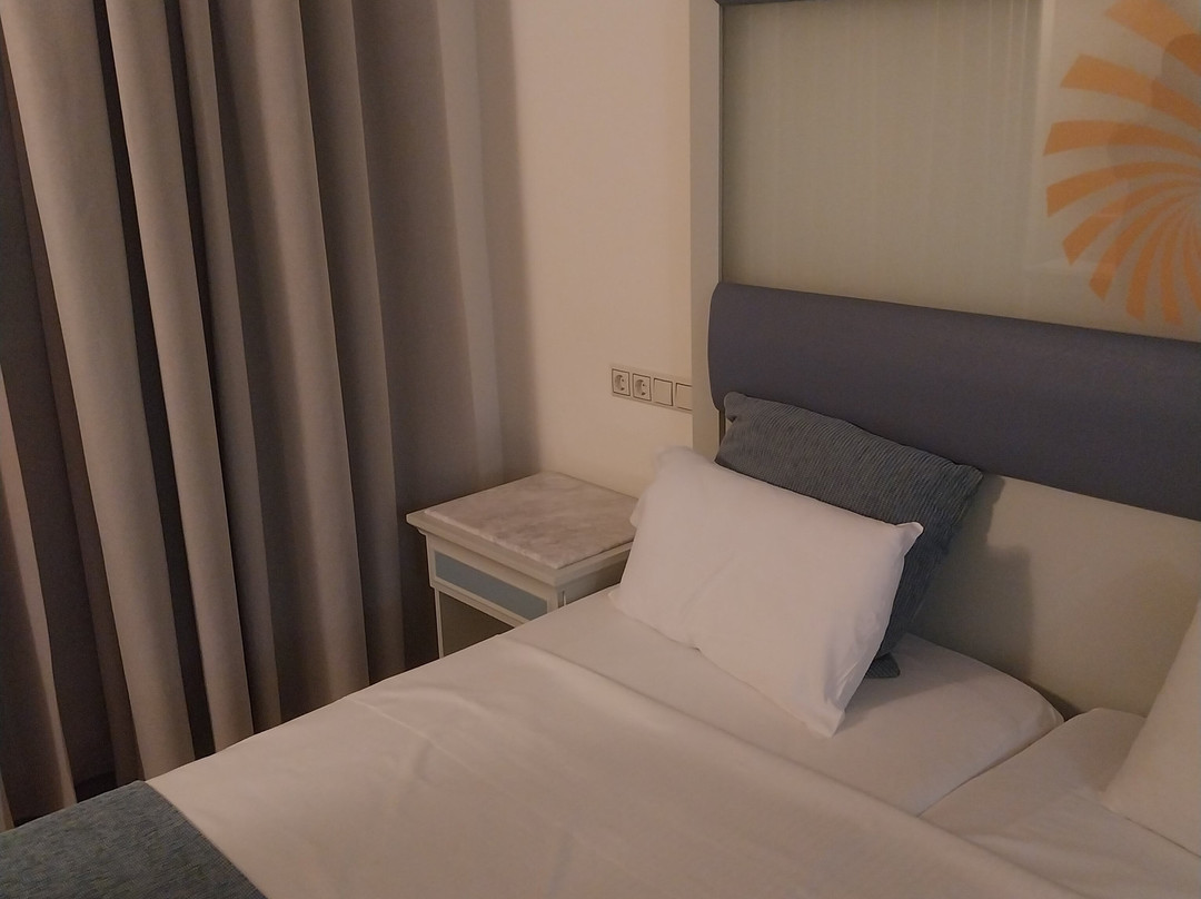 Mare Blue Hotel主图