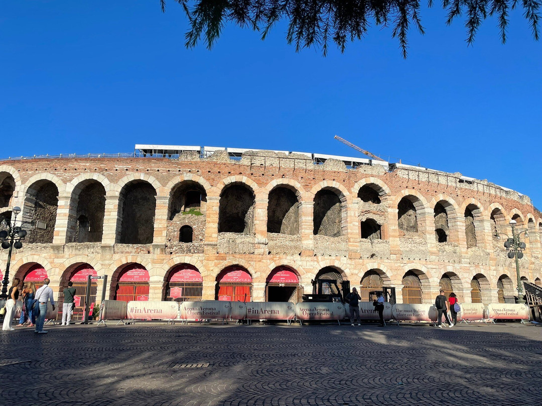 GardaLanding-佩斯基耶拉德尔加尔达必去景点