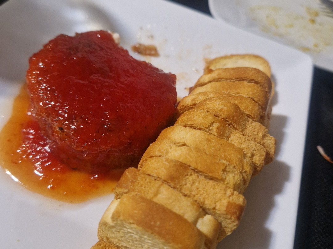 Tasca los Arcos-Soneja必去景点