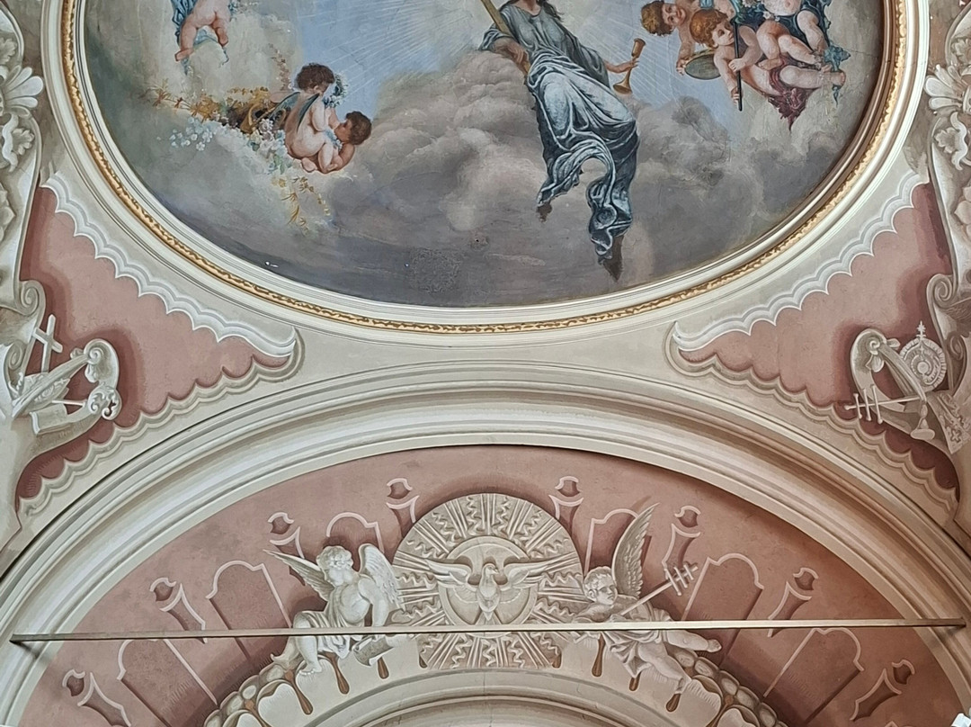 Chiesa dei Santi Pietro e Paolo-托里德尔贝纳科必去景点