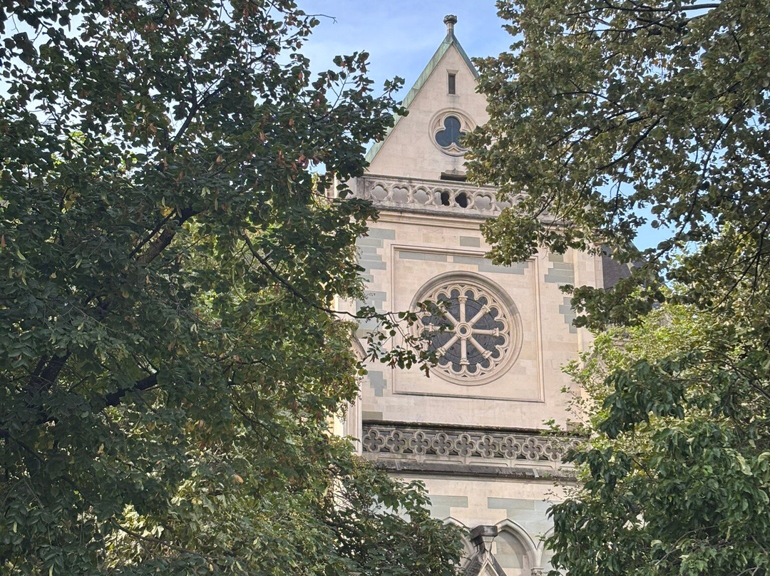 Basilique Notre-Dame-日内瓦必去景点