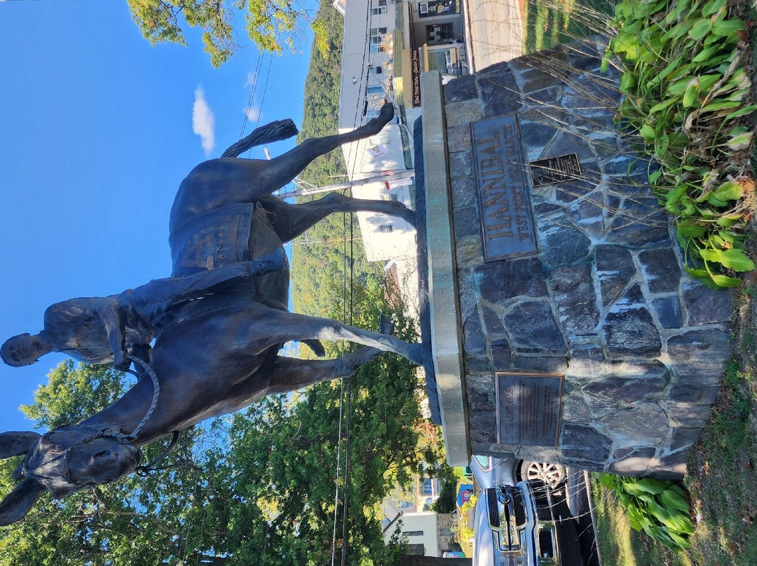 West Point Tours-海兰福尔斯必去景点