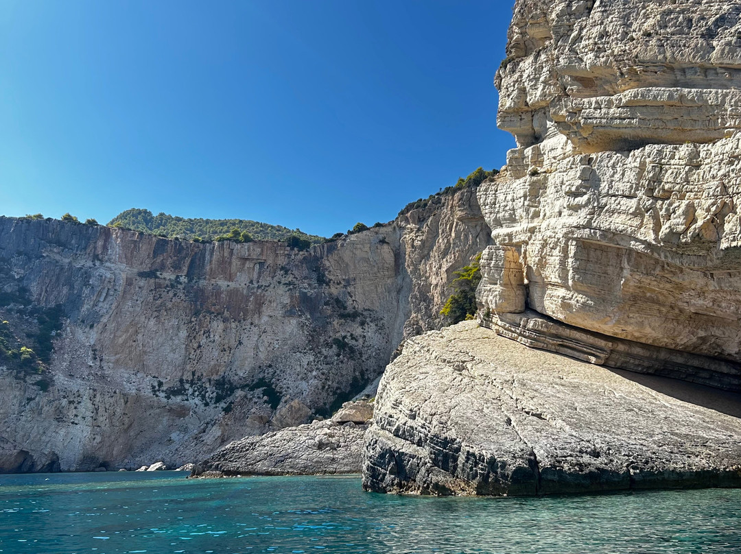 Zante Waves-Agios Sostis必去景点