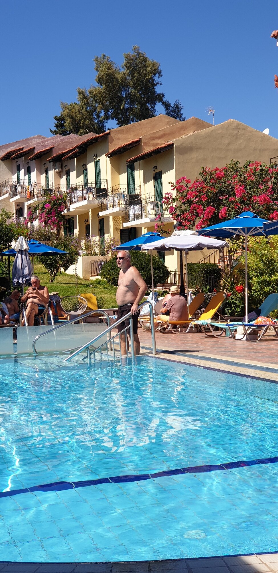 Tara Beach Hotel-官方