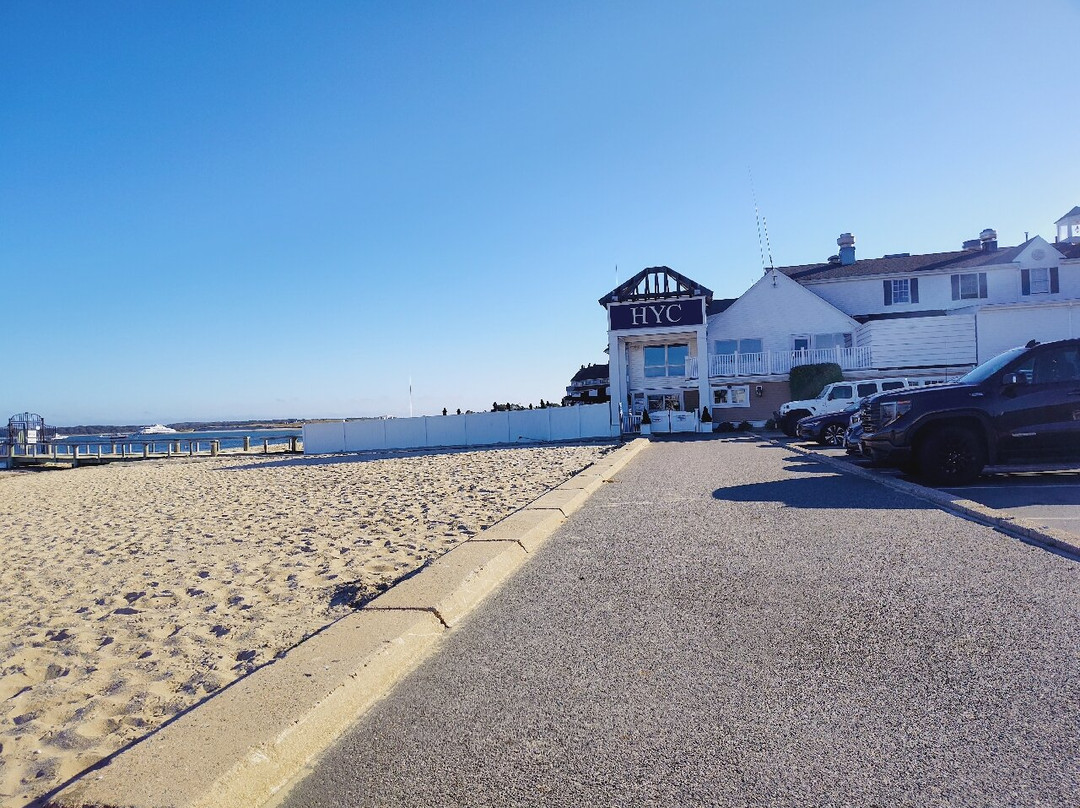 Veterans Memorial Park-海恩尼斯必去景点