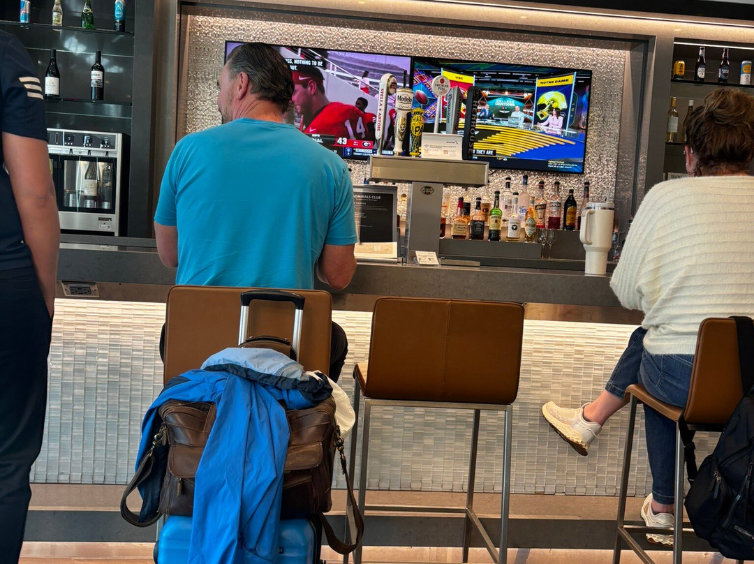 American Airlines Admirals Club-南旧金山必去景点