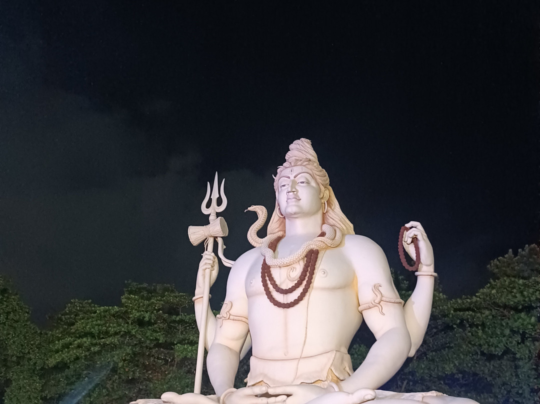 Lord Shiva Statue-贾巴尔普尔必去景点