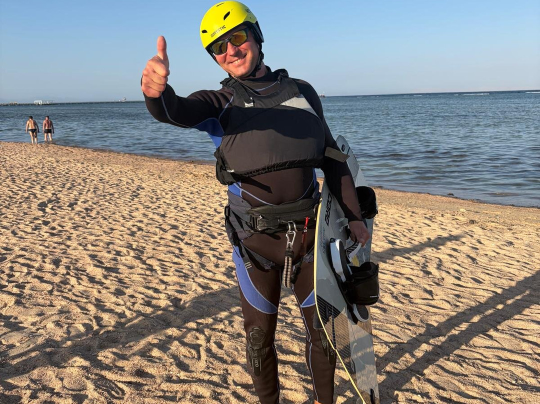 Kitesurfing Windsurfing Kiteboarding OS The Old School-沙姆沙伊赫必去景点