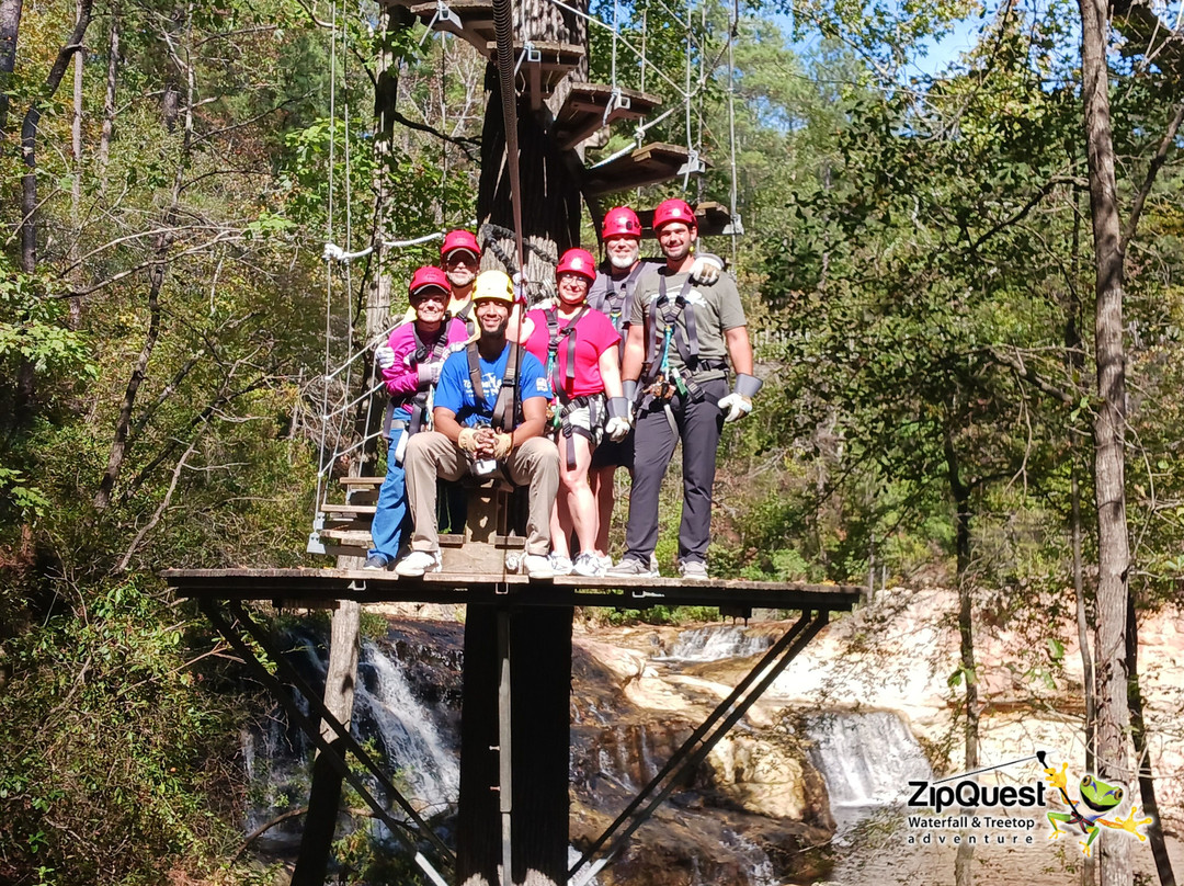 ZipQuest Waterfall & Treetop Adventure-费耶特维尔必去景点