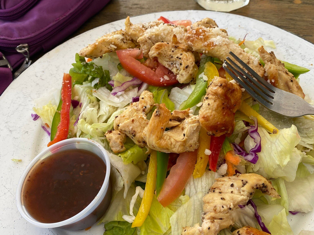 Latitude 22+ Ocean View Roadhouse Bar-卡波圣卢卡斯必去景点