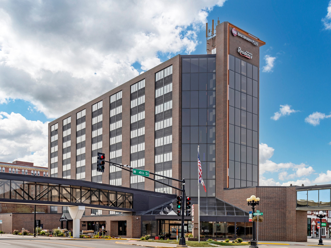Executive Residency by Best Western Waterloo & Cedar Falls