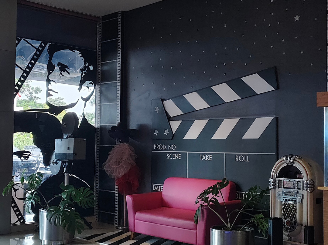 Fame Hotel Gading Serpong主图