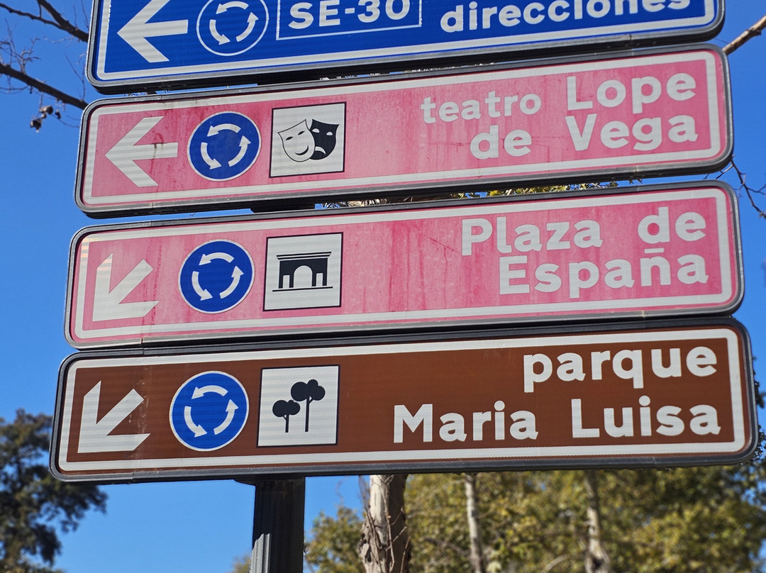 Follow Me Tours-阿尔布赞拉必去景点