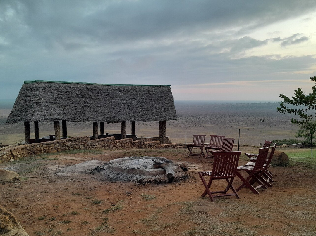 Agenzia Safari Vera Africa-东察沃国家公园必去景点