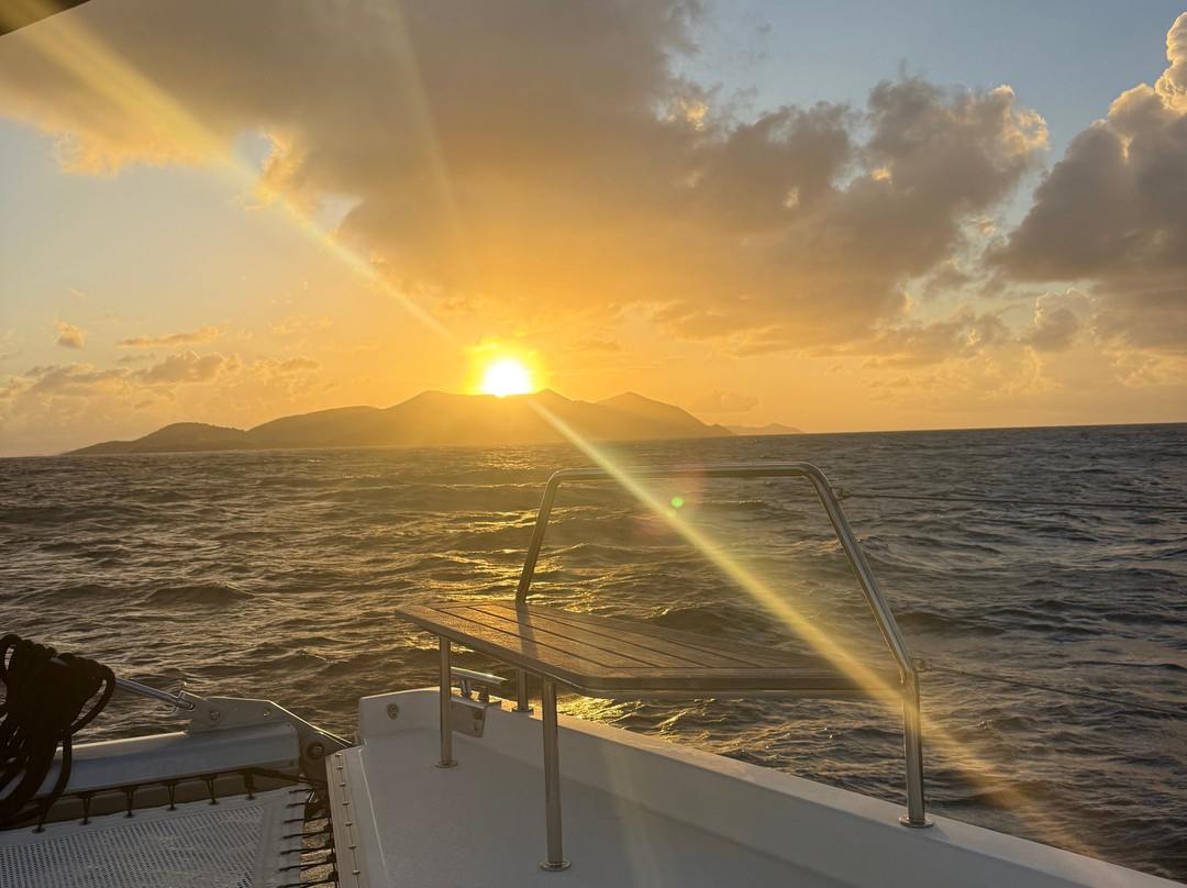 Voyage Charters-托土拉必去景点