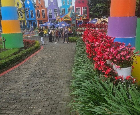 Florawisata Santerra De Laponte-玛琅必去景点