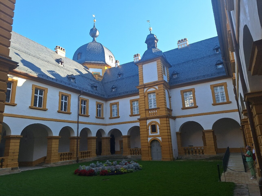 Seehof Castle-梅默尔斯多夫必去景点
