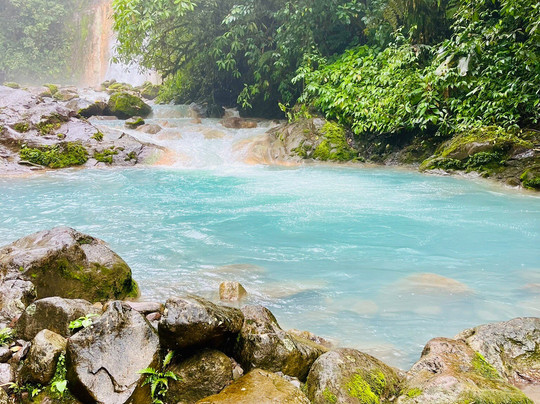 Blue Falls of Costa Rica-Bajos del Toro必去景点