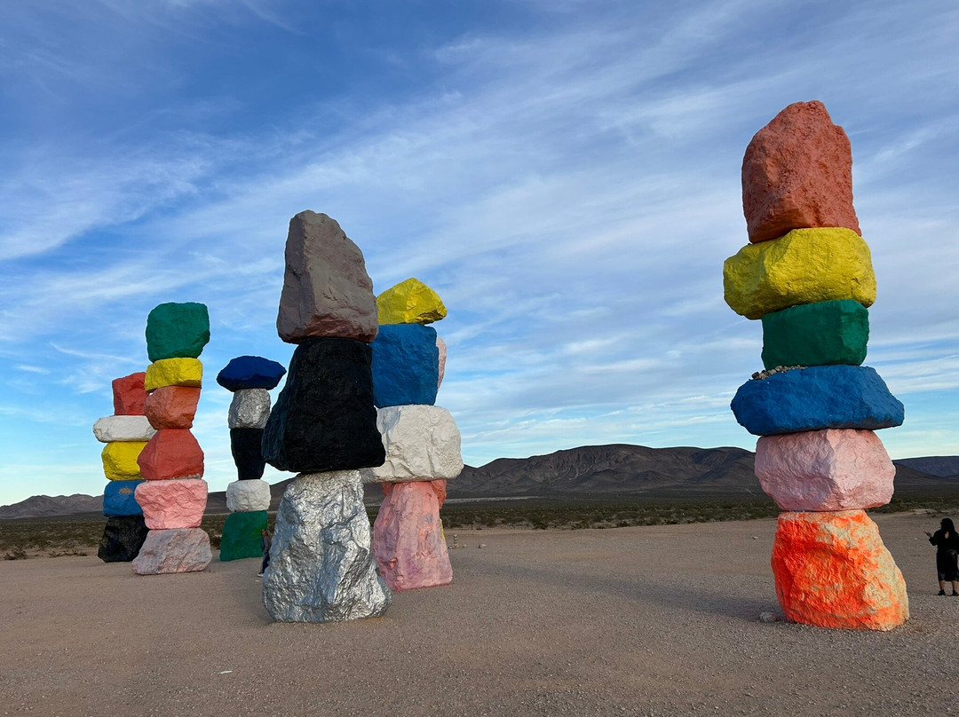 Seven Magic Mountains-Jean必去景点