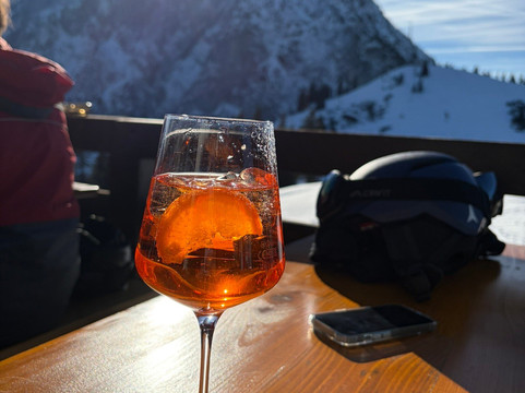 科尔斯巴美酒店主图