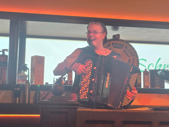 Schrobbelèr-蒂尔堡必去景点