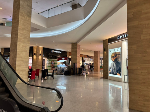 Puerto Paraiso Mall-卡波圣卢卡斯必去景点