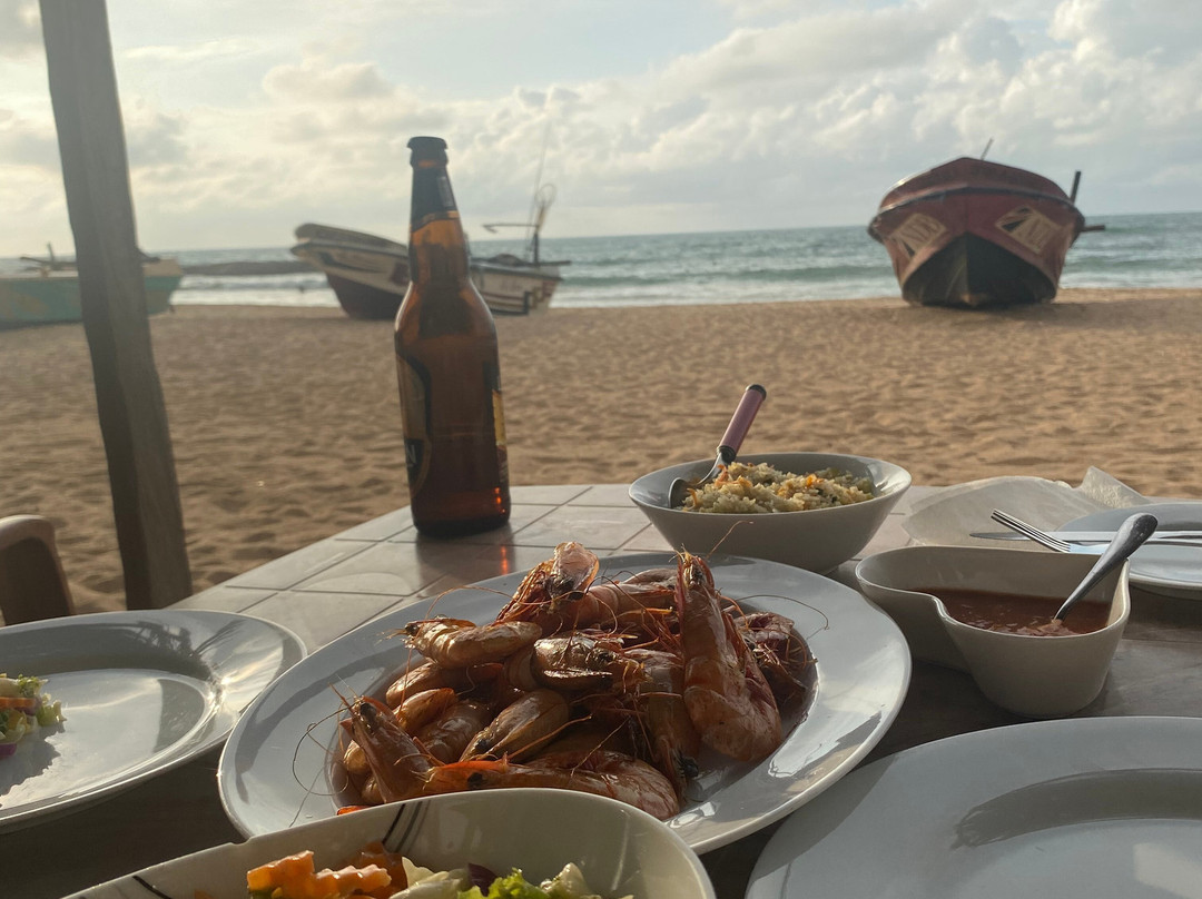 沃萨娜海滩酒店主图