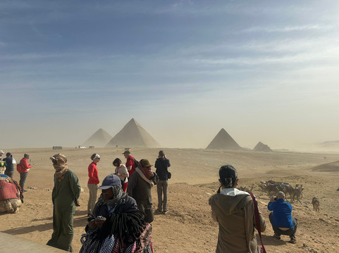 Pyramid of Menkaure-吉萨必去景点