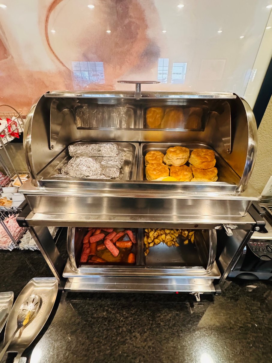 鹅卵石套房酒店-纽波特-度假村/酒店