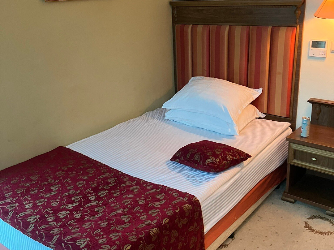 奥弗尔酒店主图