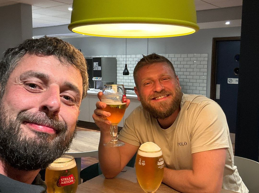 赫默尔亨普斯特德盖特威旅客之家酒店主图