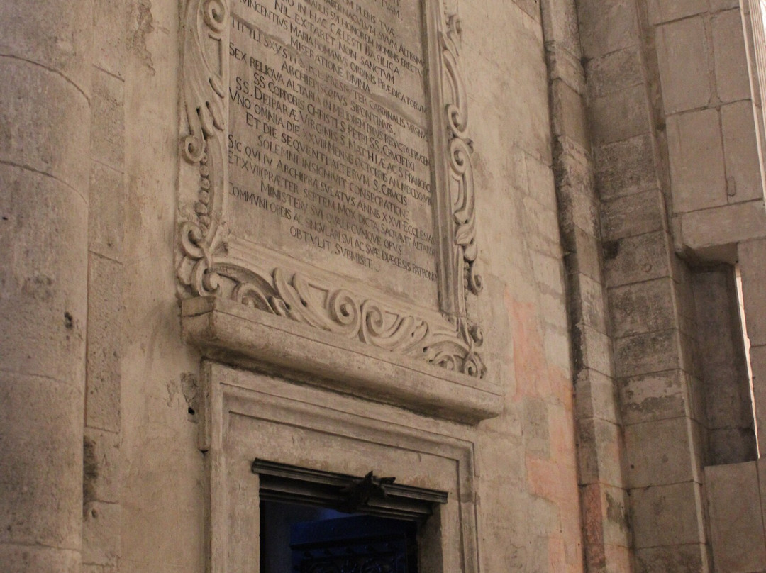 Santuario di San Michele Arcangelo-Monte Sant'Angelo必去景点