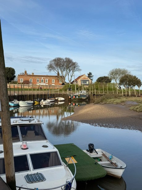 Blakeney House-官方