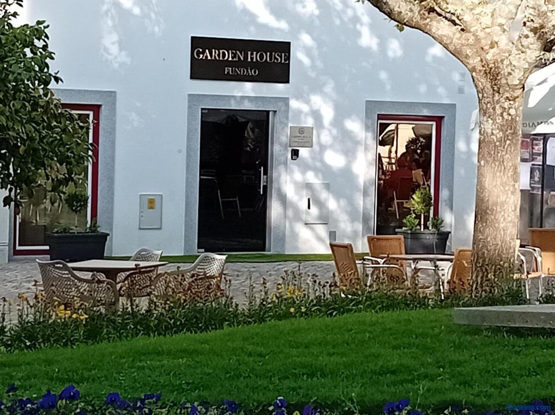 Garden House Fundao