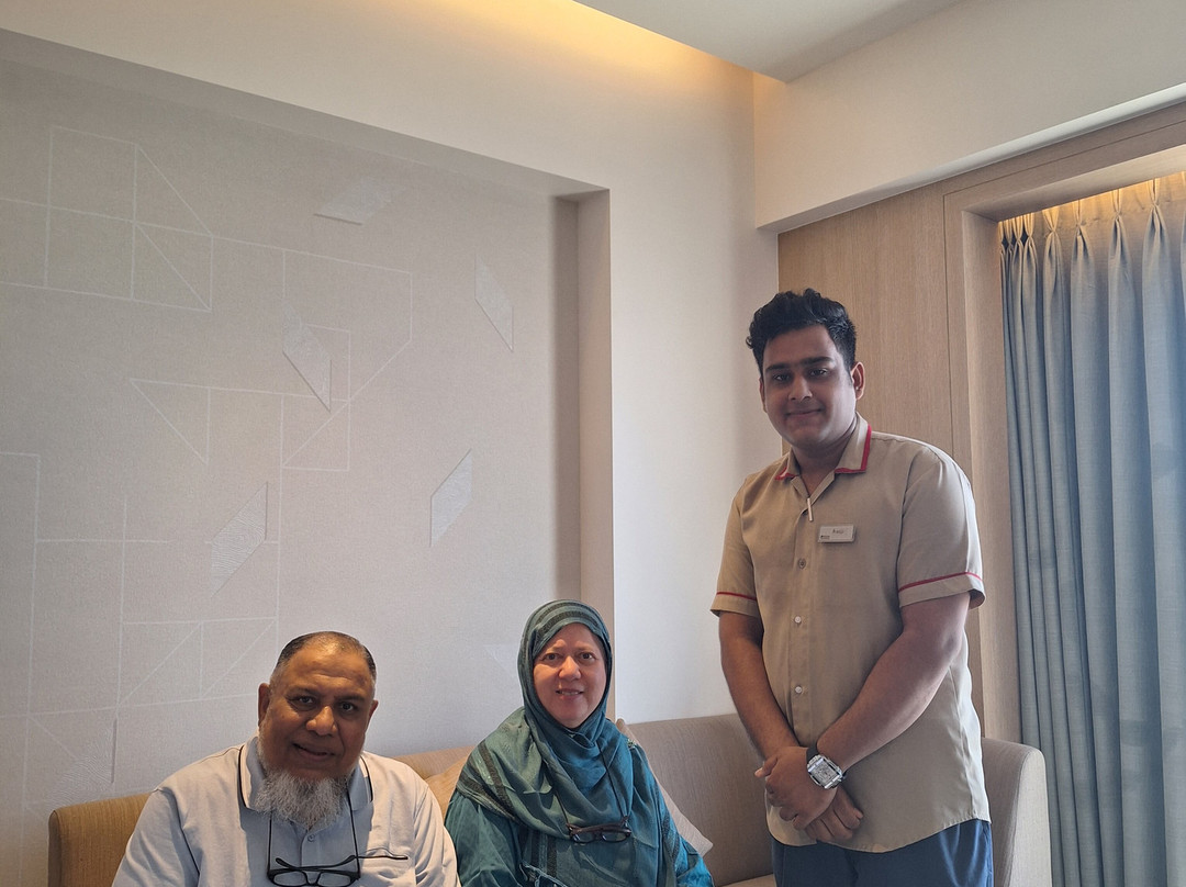 苏拉特市中心希尔顿花园酒店主图