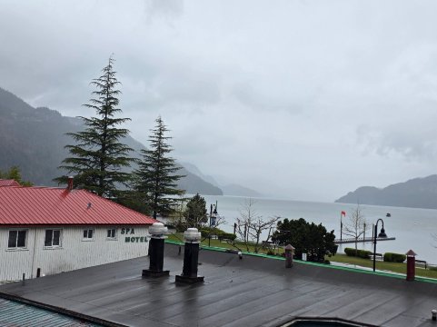 哈里逊海滩酒店-旅行者