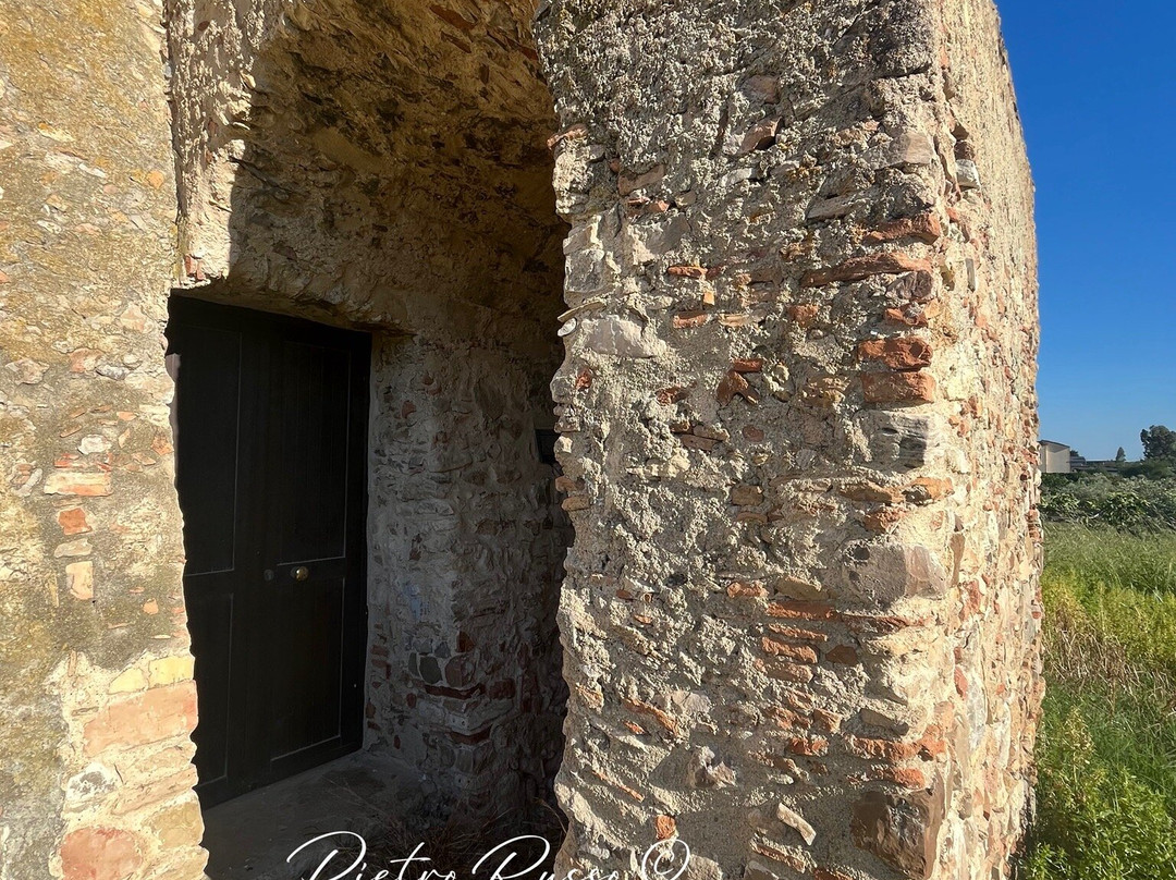 Torre della Limara-Marina di Strongoli必去景点