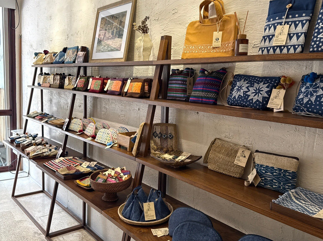 Her Works Vientiane Flagship Store-万象必去景点