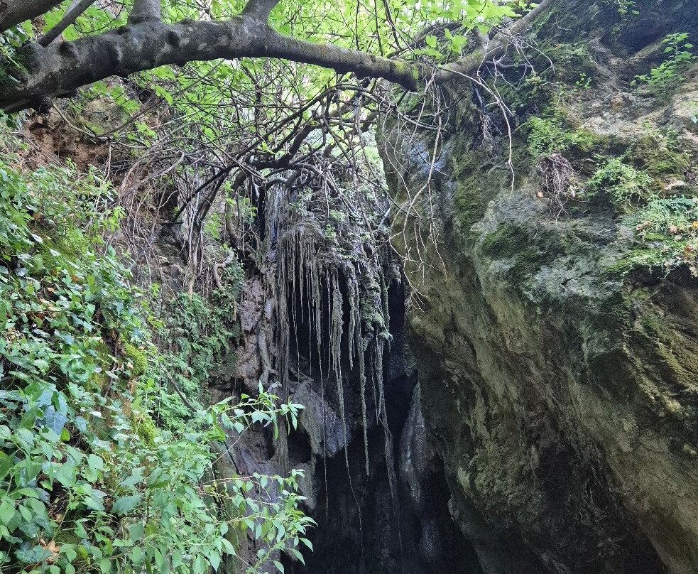 Kremiotis Waterfall-Kritou Terra必去景点
