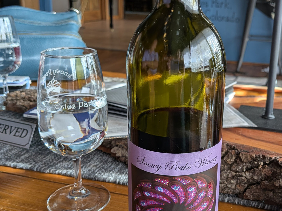 Snowy Peaks Winery-埃斯蒂斯公园必去景点